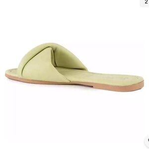 Seychelles Green Slides